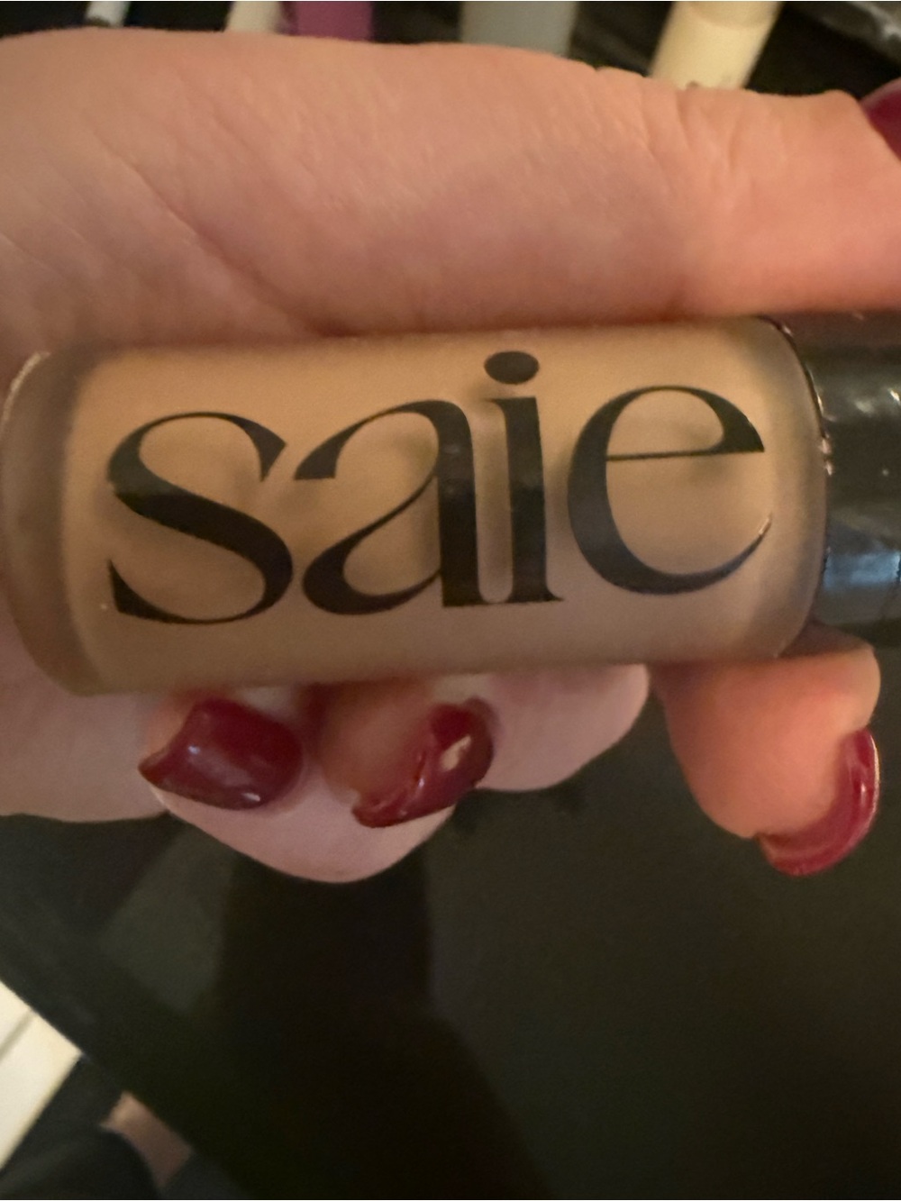 Saie Liquid bronzer - shade Sand